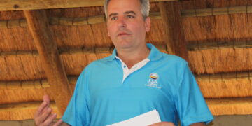 RE THUŠA BASETSANA KA MENGATWANA YA LETLHAPO