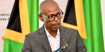 MAGOŠI A THOMILE GO FELA PELO