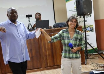 LEETO LA GO AMOGELWA BJALO KA LEFELO LA LEFASE LA BOHWA